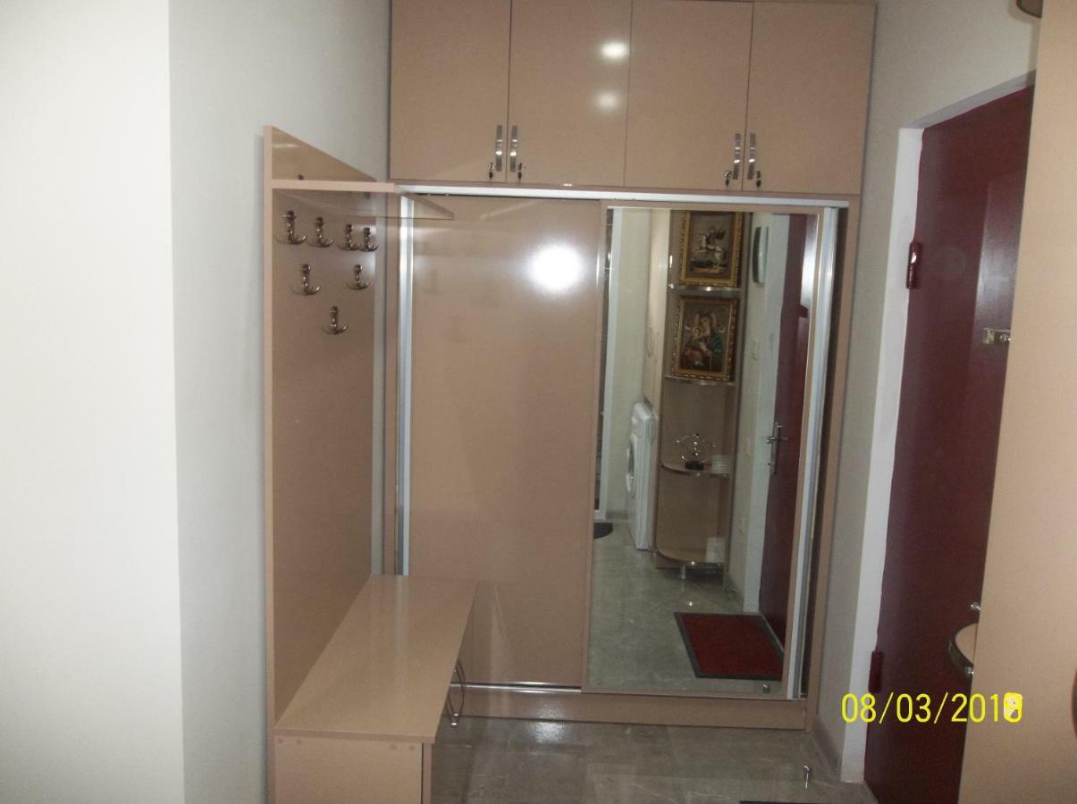 МАТЕ Apartment Батуми Экстерьер фото
