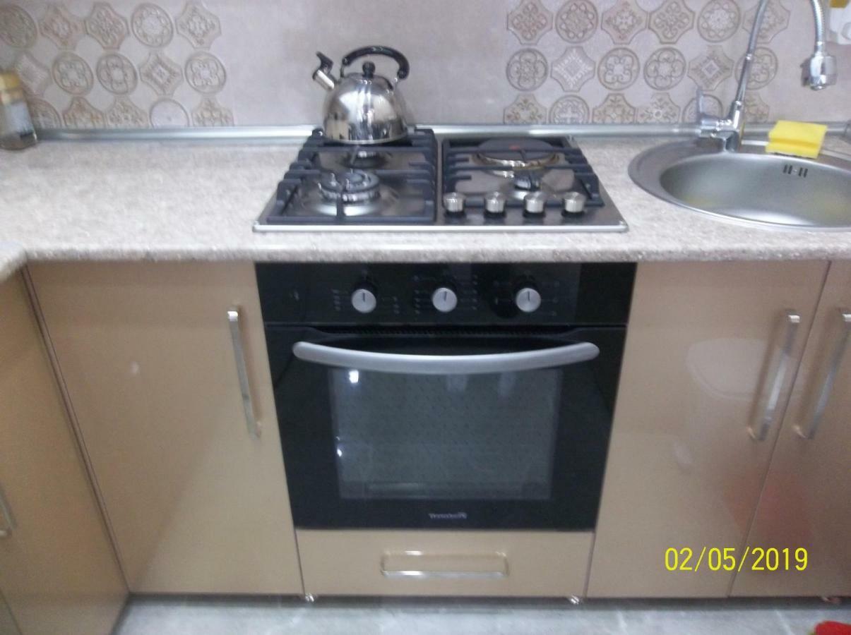 МАТЕ Apartment Батуми Экстерьер фото