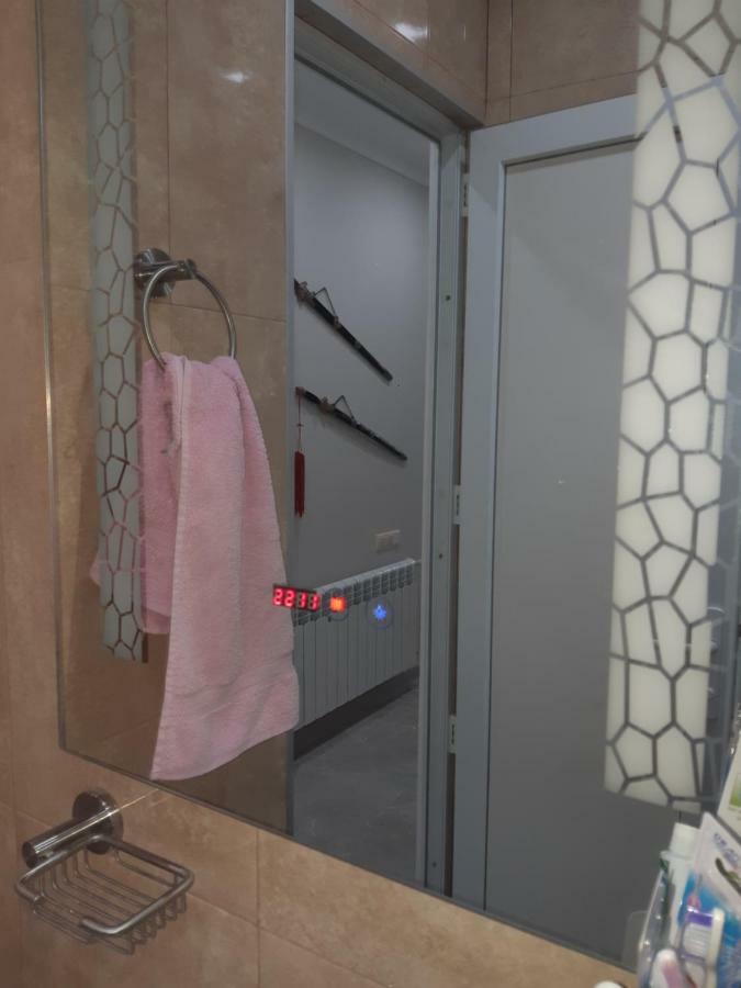 МАТЕ Apartment Батуми Экстерьер фото