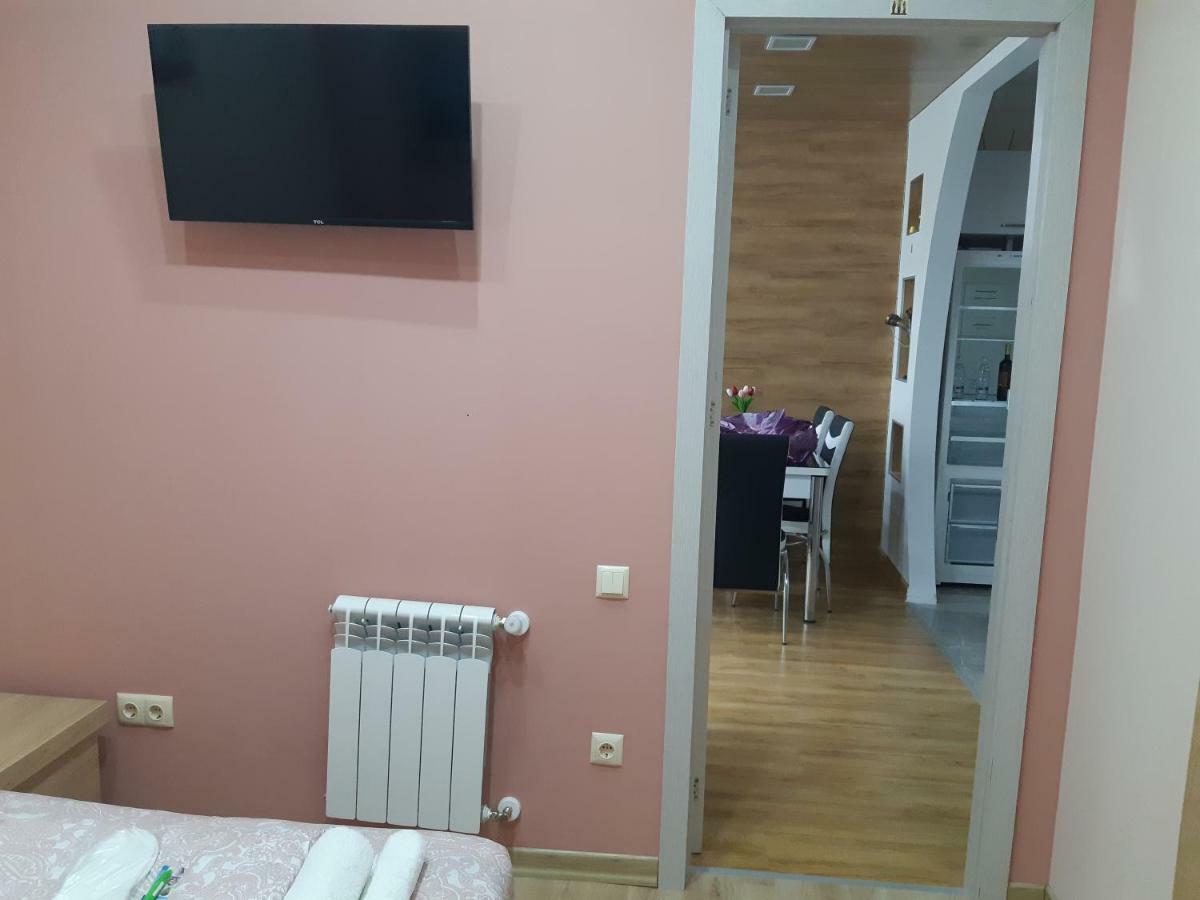 МАТЕ Apartment Батуми Экстерьер фото